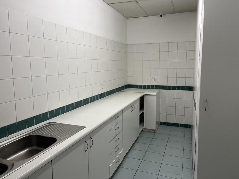 To Let Commercial Property for Rent in Salt River Western Cape